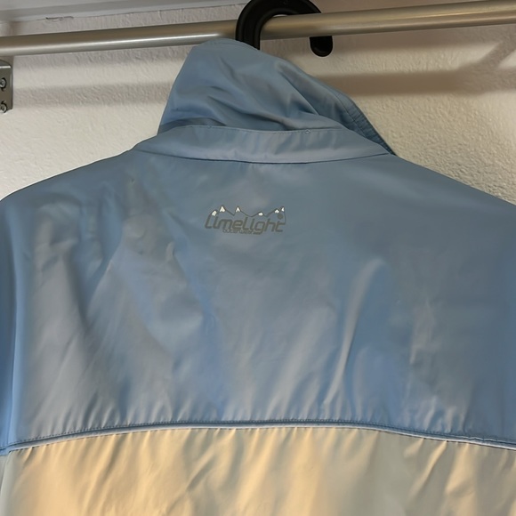 Limelight, baby blue snowboard coat - Picture 7 of 8